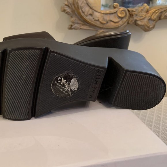 Nine West Brown Slides - Picture 5 of 5